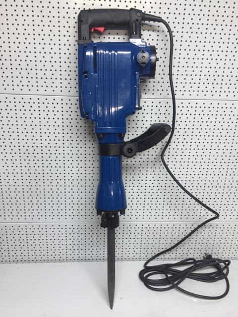 Młot wyburzeniowy na wynajem