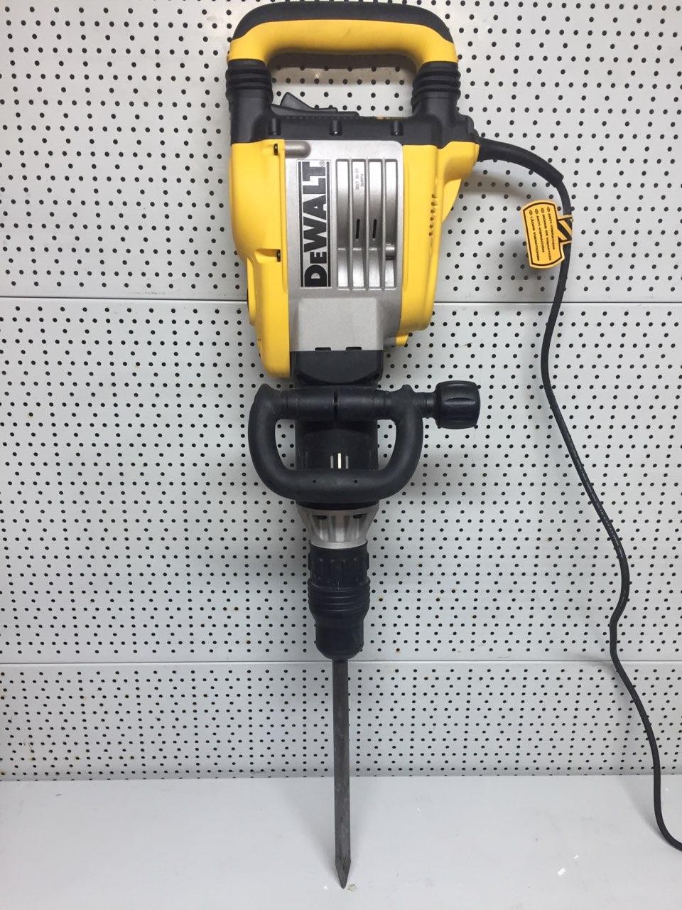DeWalt D25902 na wynajem